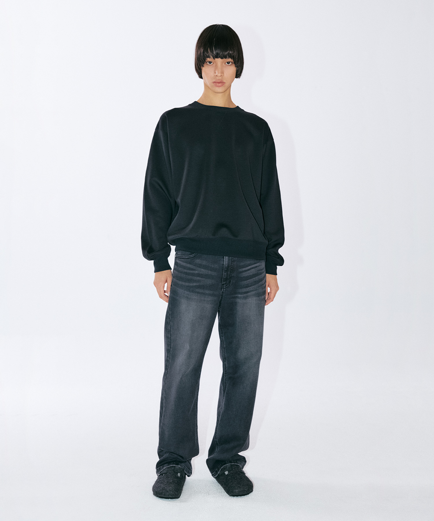 Double Face Half Raglan Sweatshirt - Black